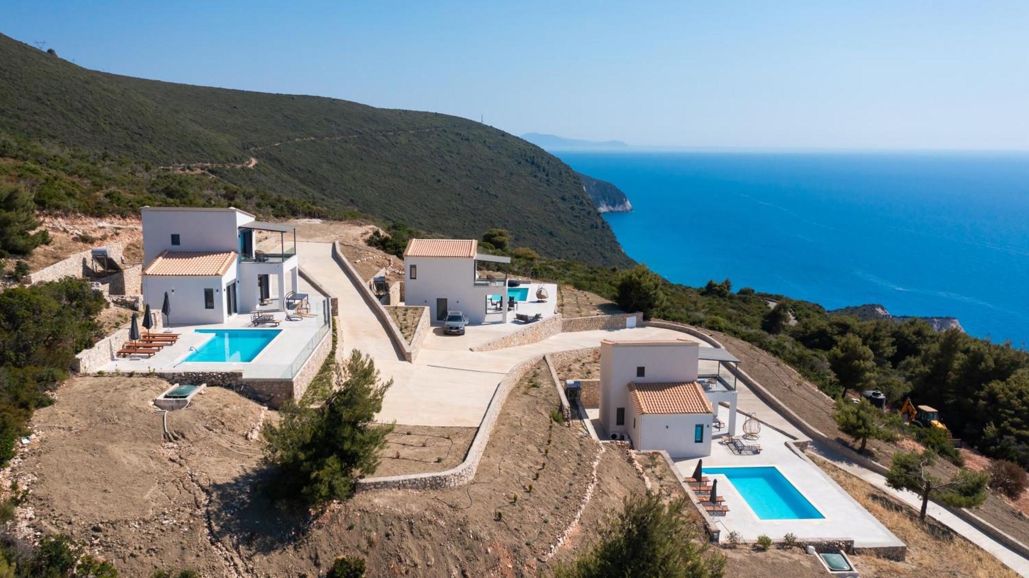 Lefkadian Gem * Agios Nikolaos Niras